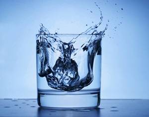 Deshidratarea si consumul excesiv de apa